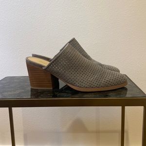 Marc Fisher grey leather mule size 8.   Only worn a few times.